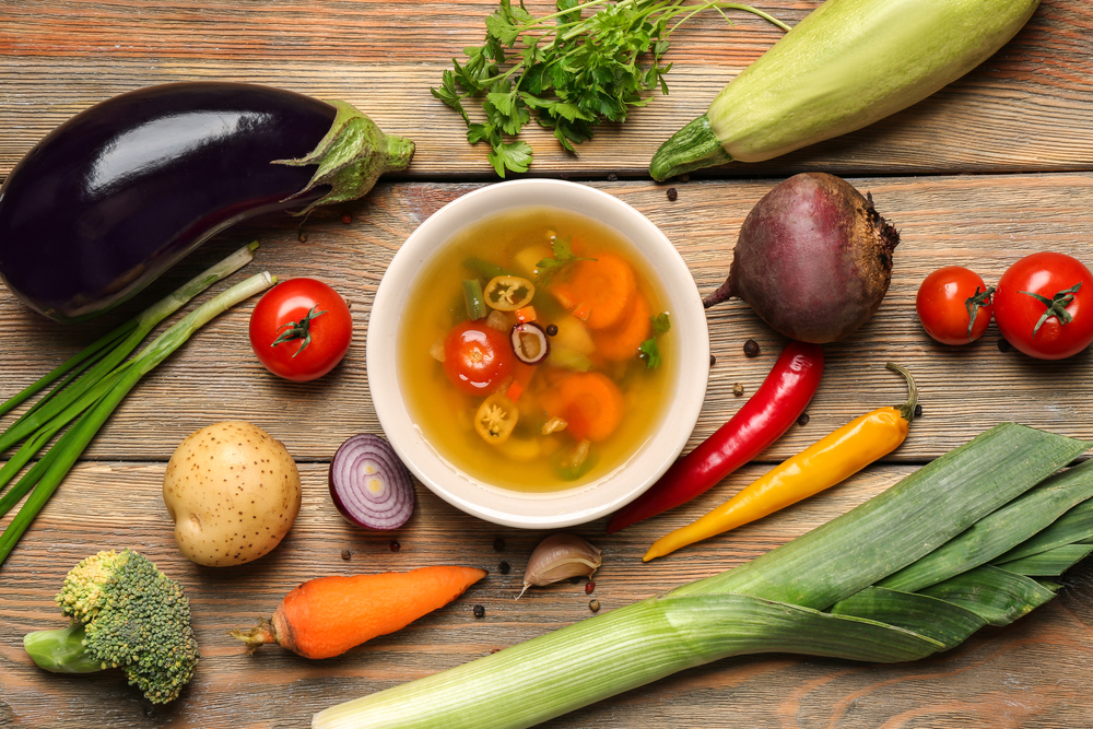 Prepare un Caldo Alcalino con verduras